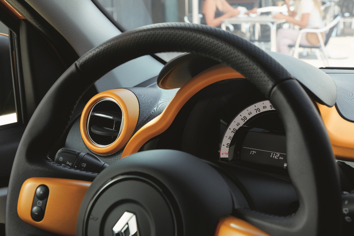 2019 New Renault TWINGO 1200x800