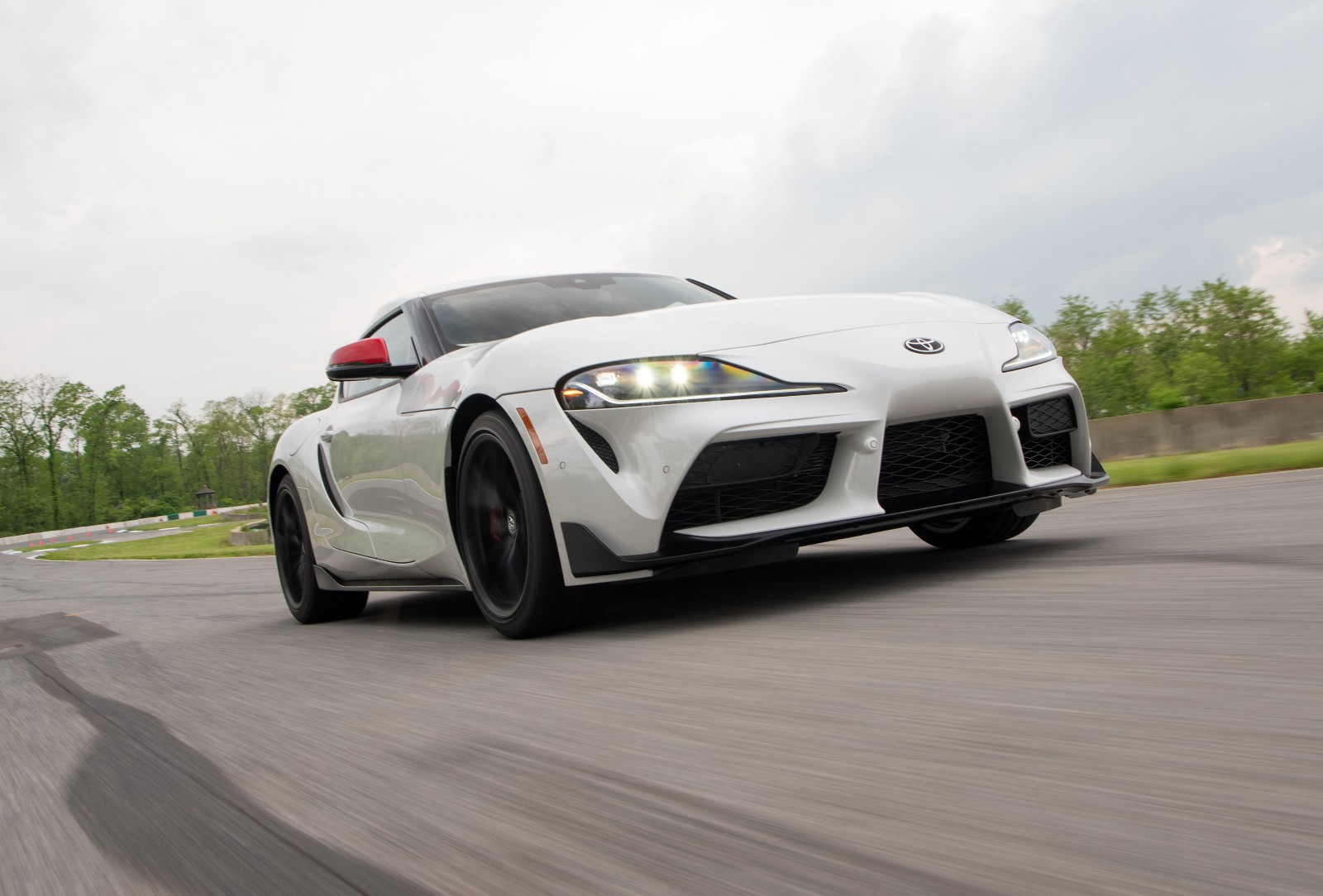 2020 GR Supra Launch Edition Absolute Zero 022 AAE9CE6A1962E94E324E5FC3F0F1BECEB1913674 1600x1084