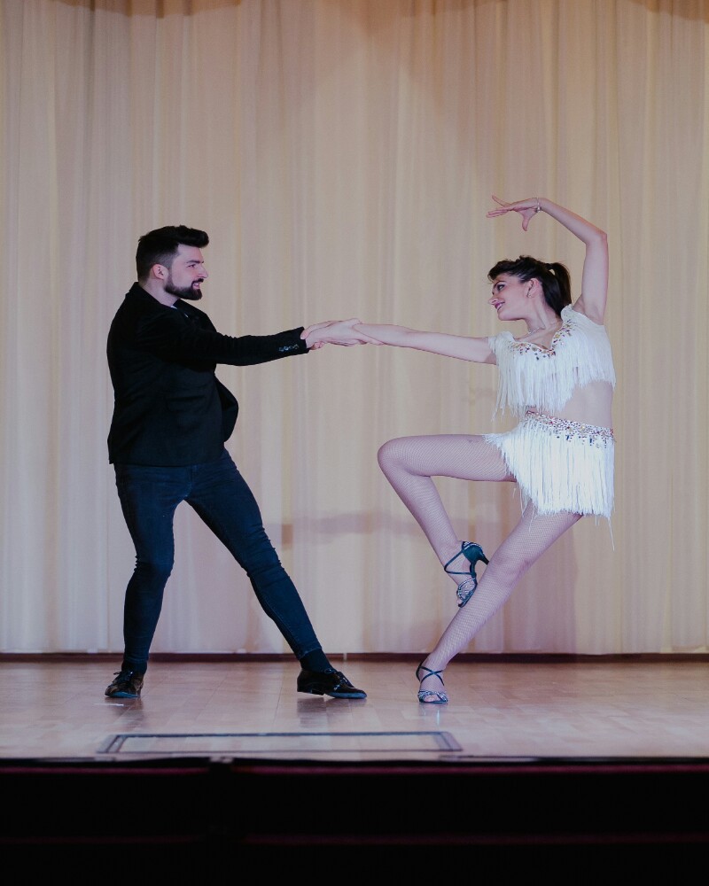 Bogdan Si Andrada Nistorică La Gala Prodance 800x1000