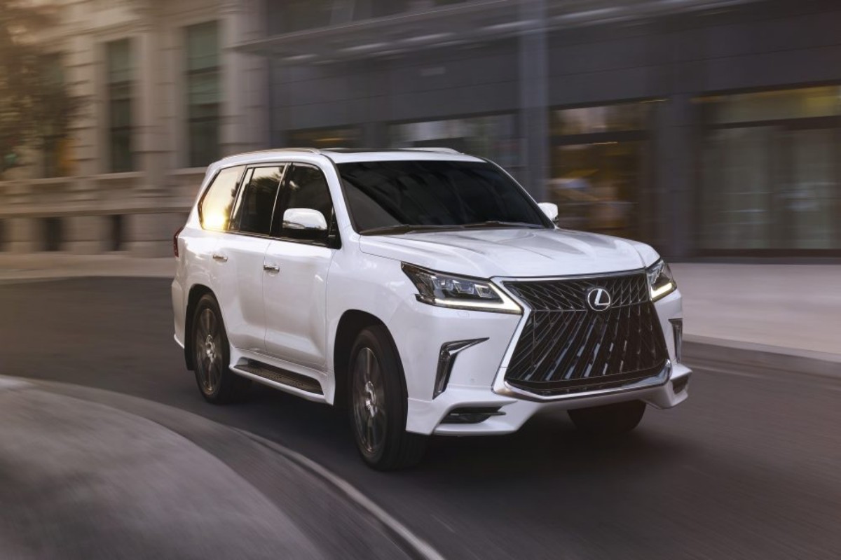 Lexus LX Sport F34 1000x600 1200x800