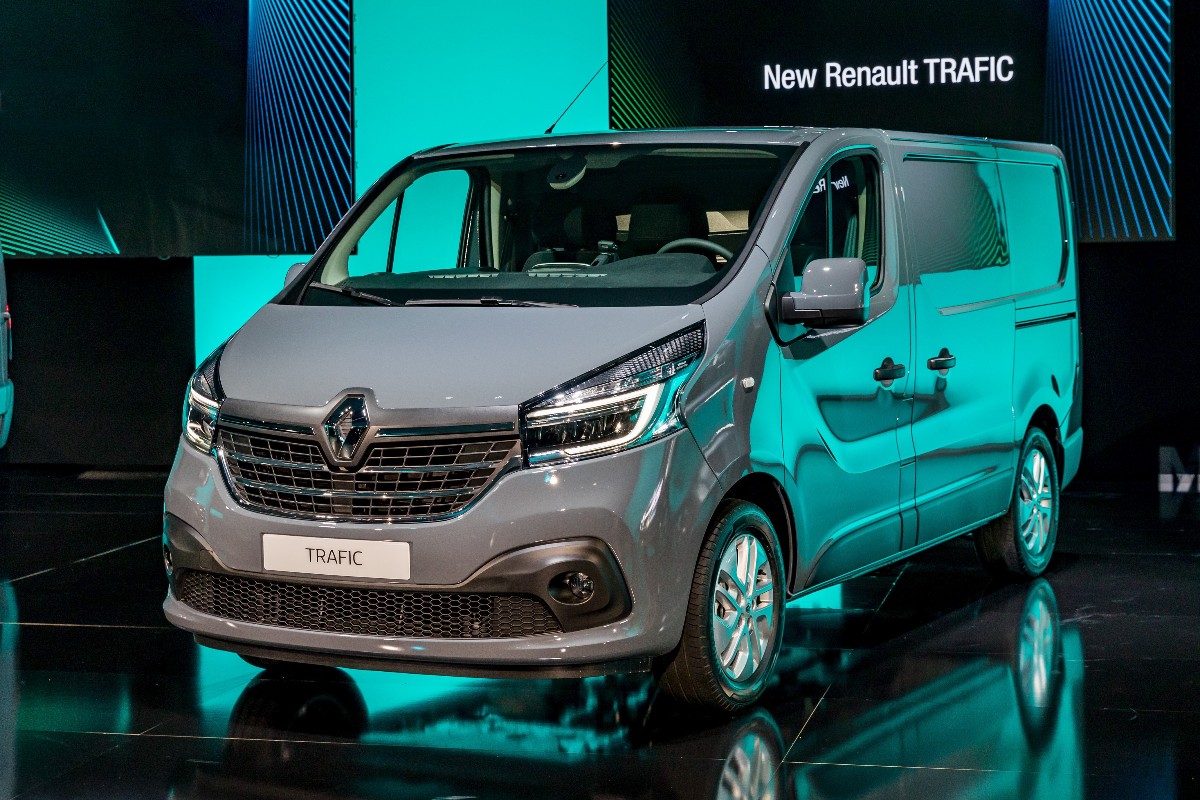 New Renault Trafic1200x800