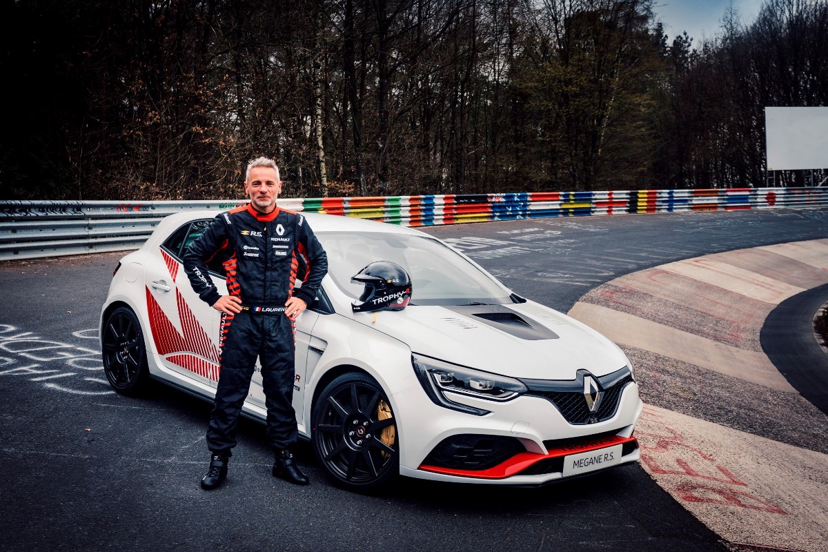 Renault M GANE R S TROPHY R 1record at the N rburgring 1200x800