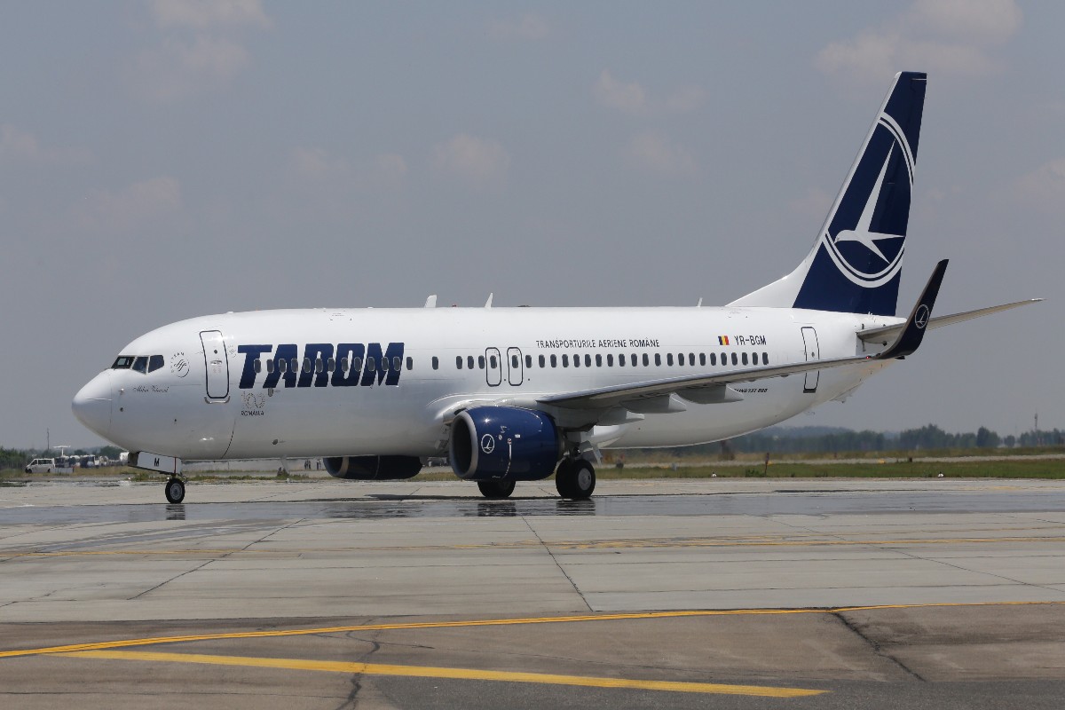 Avion Tarom1200x800