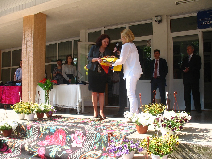 Comuna Băcioi Liceul Teoretic Grigore Vieru