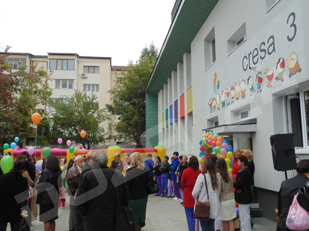 Cresa 33