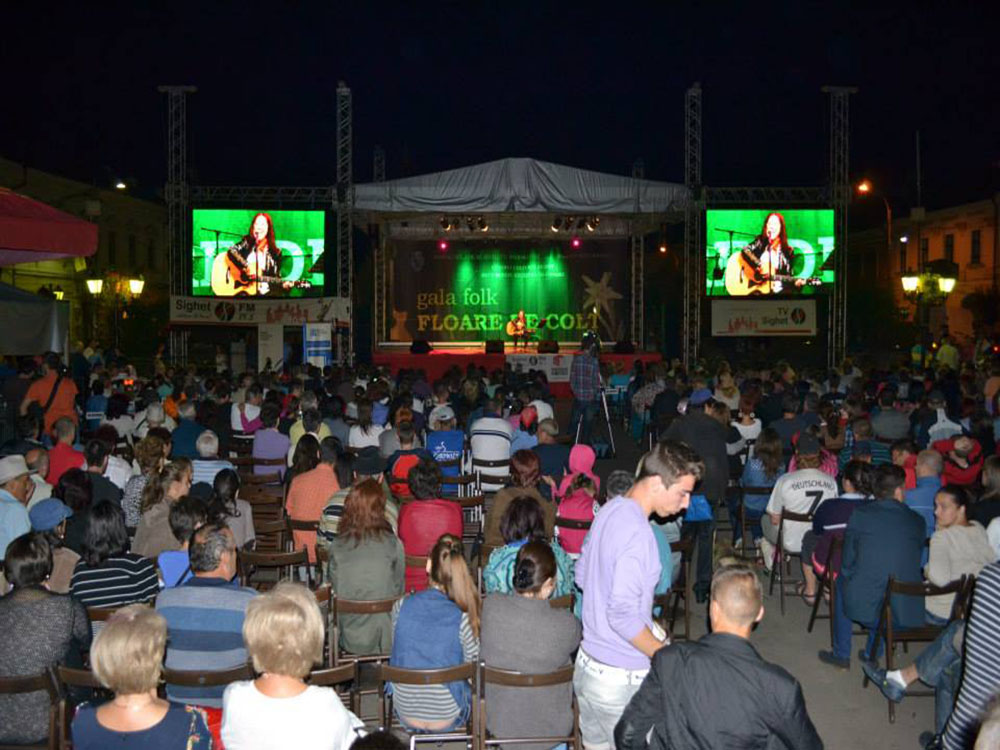 Gala Folk copy