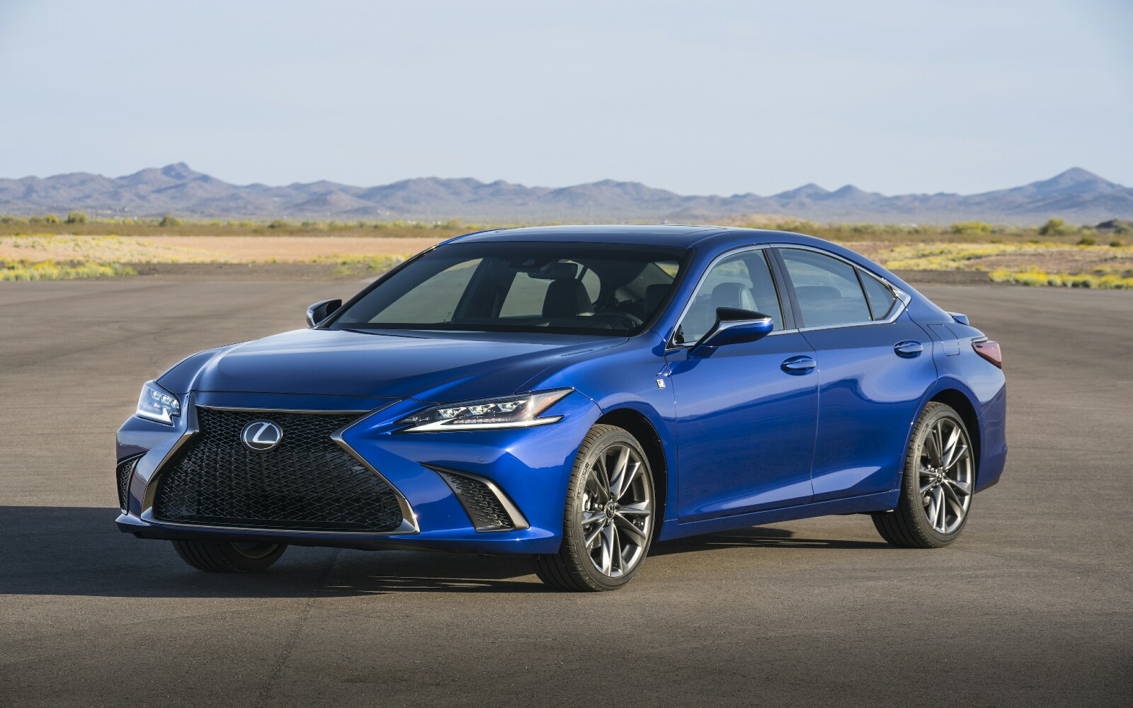 2019 Lexus ES 013 981EC67A031F0CDC6B5CCAAA75A931BD308F1B1E 1600x1000