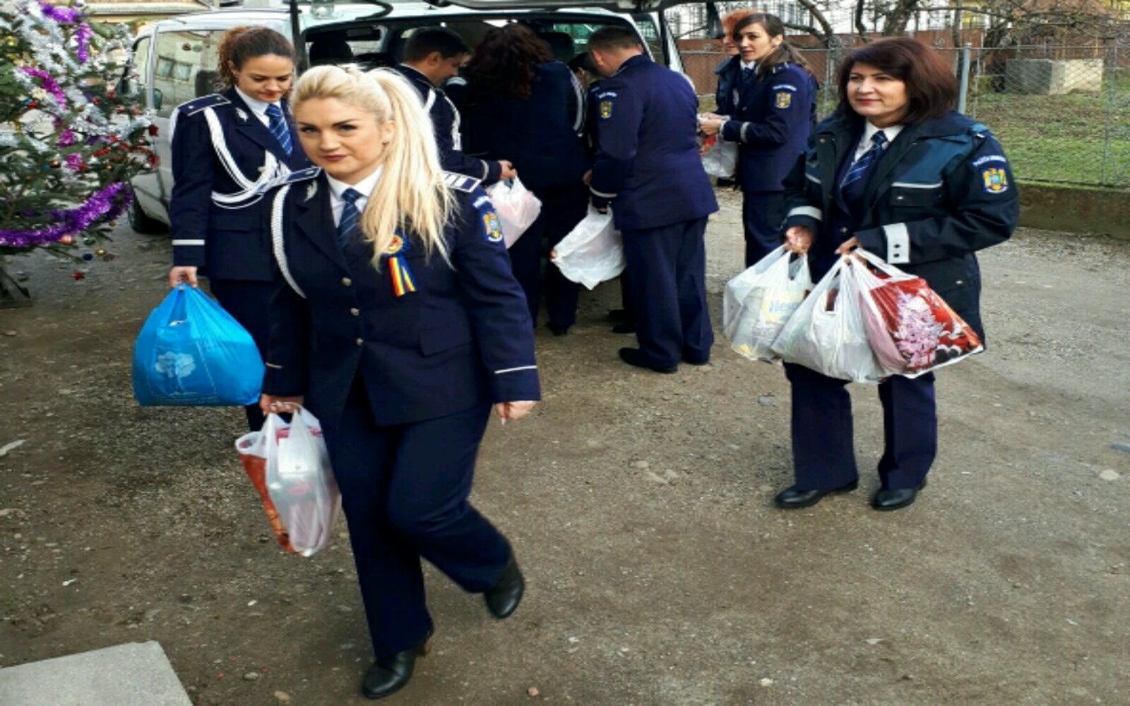IMG 20171219 WA0043 1 Crop 592x504 1600x1000