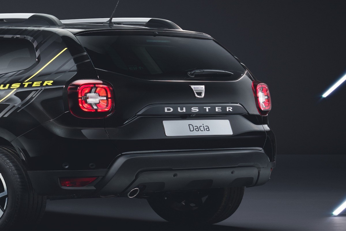 Dacia DUSTER Black Collector Limited Edition6