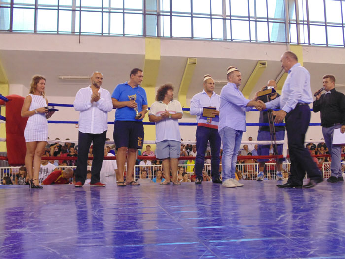 gala box11