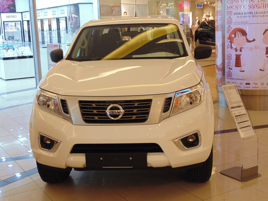 Nissan Navara Np300 Mall